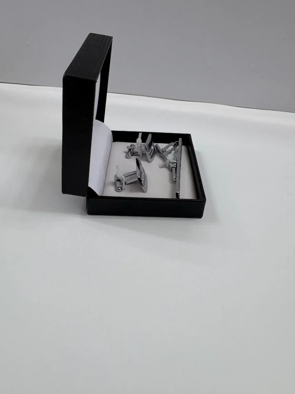Cuff Links and Tie Clip Gift Set In Box - Silver W/Studs - NWT